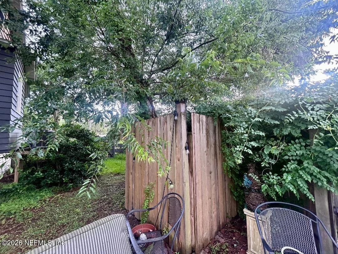 Photo of 32 E PARK Avenue
