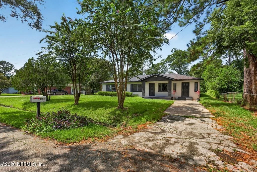 Photo of 1108 LEEDA Drive