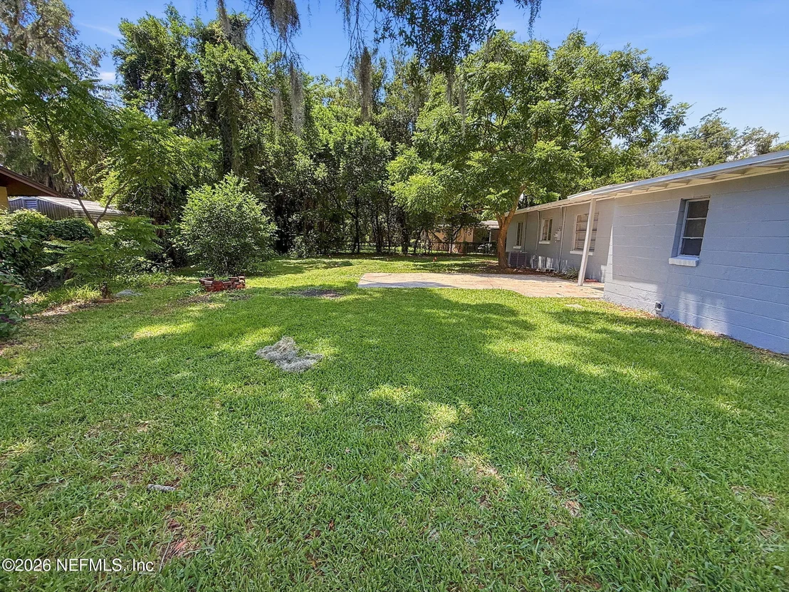 Photo of 2942 CHRISTOPHER Road