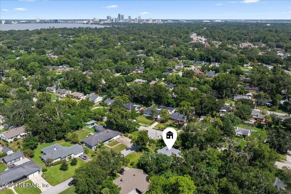 Photo of 4305 LANDOVER Drive