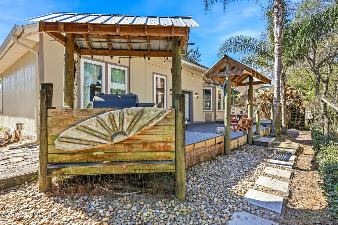 Photo of 185 BARTRAM PARKE Drive