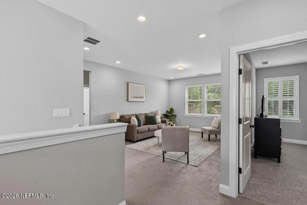 Photo of 96 HILLENDALE Circle
