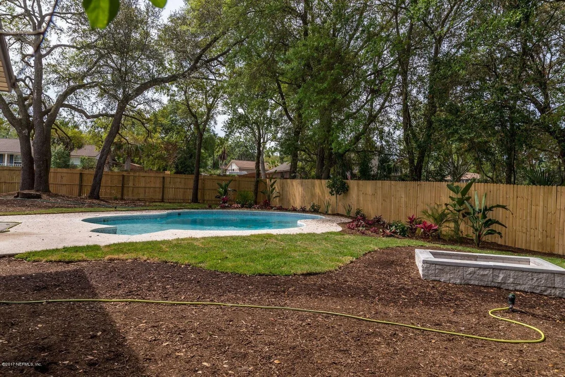 Photo of 277 FOXRIDGE Road