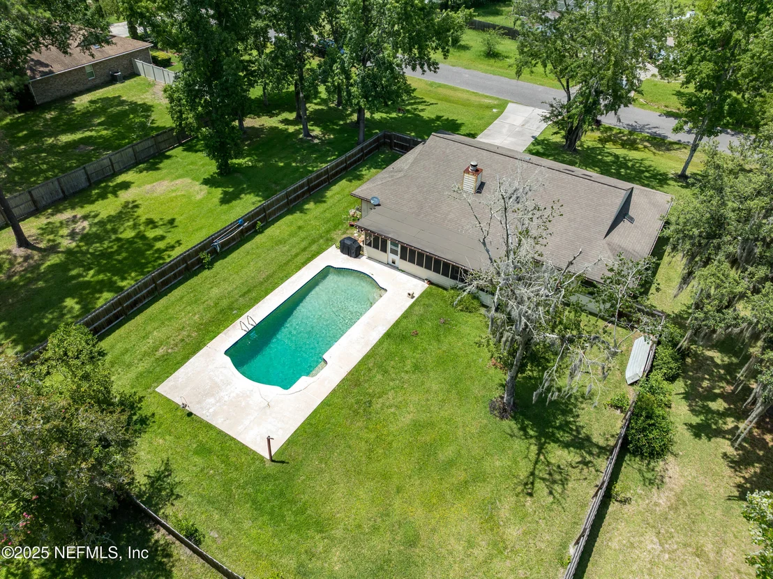 Photo of 530 HICKORY Drive