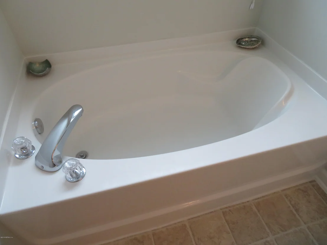 Photo of 108 CROWN WHEEL Circle