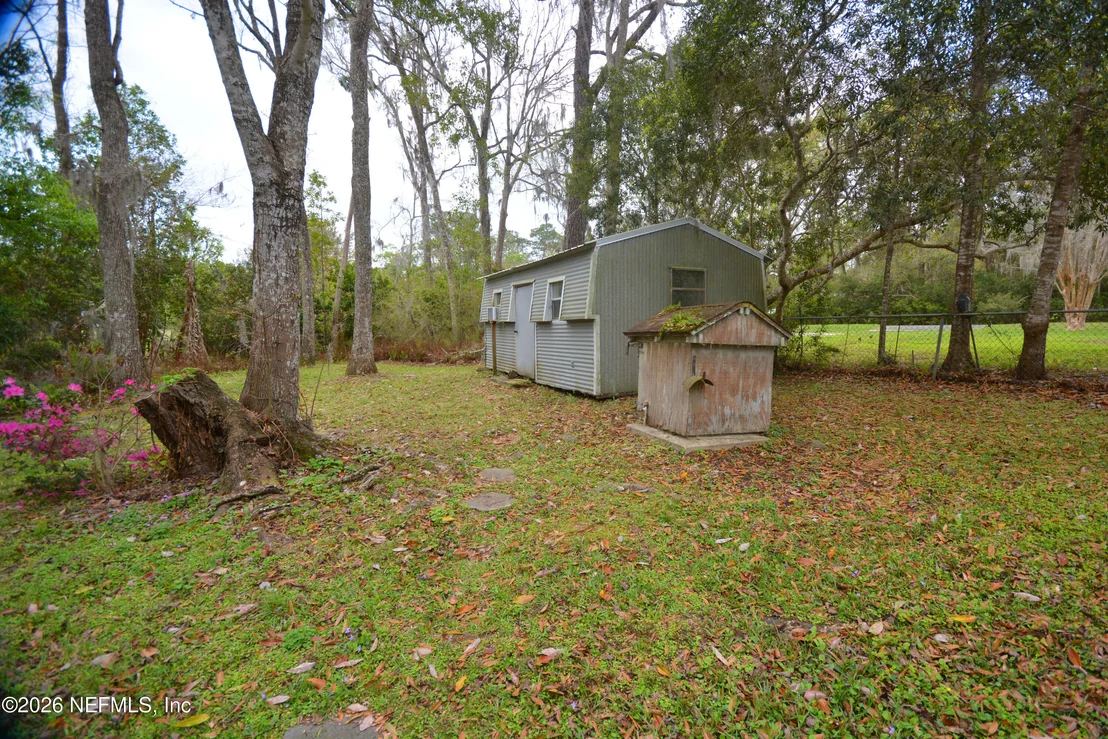 Photo of 176 LAKE Drive