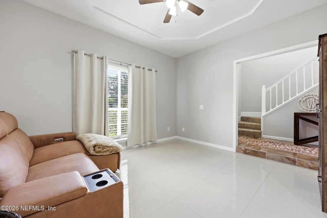 Photo of 668 FINGAL Drive