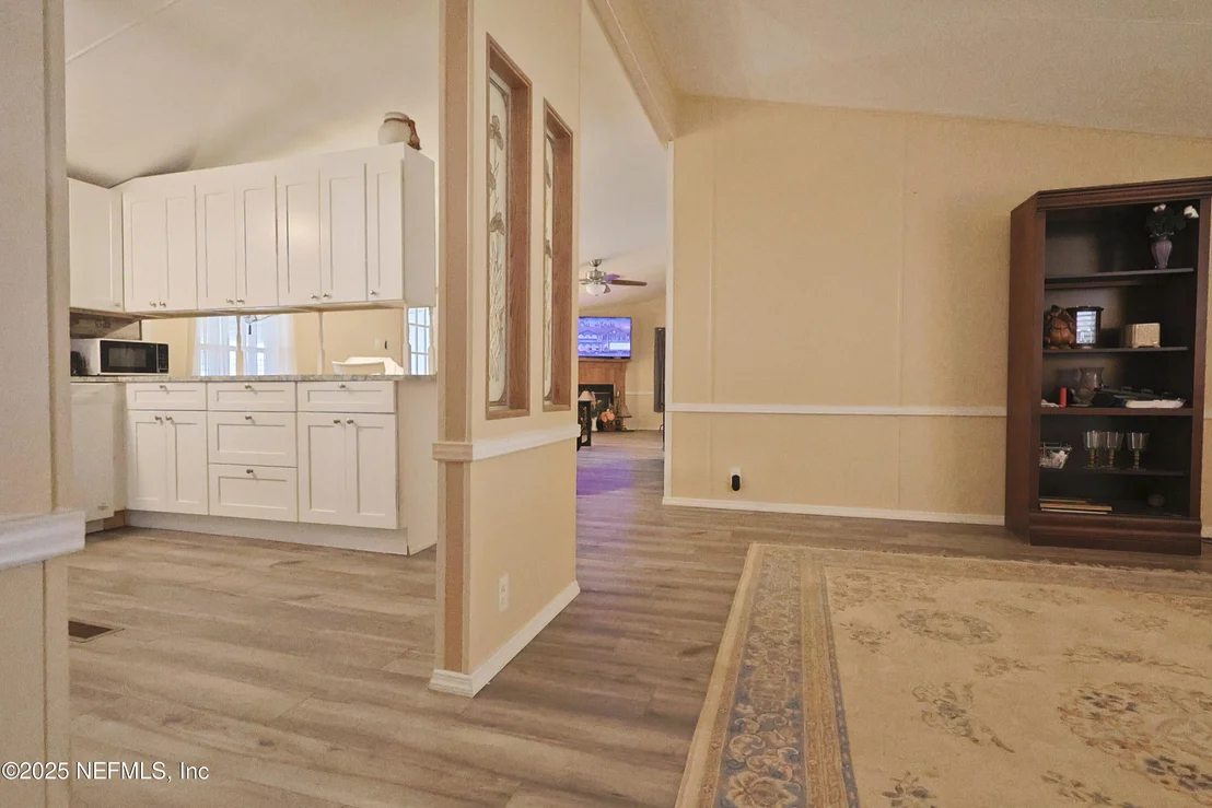 Photo of 138 EDGEWATER Road