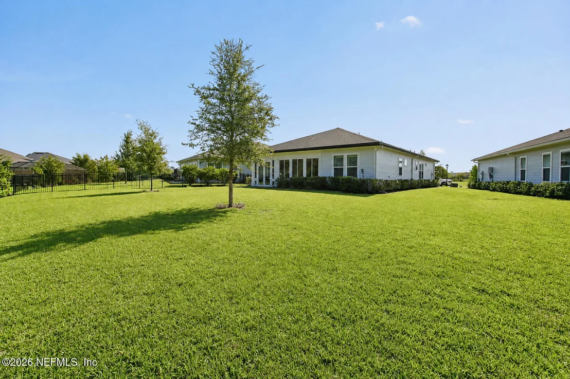 Photo of 216 AMBERWOOD Drive