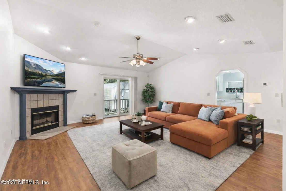 Photo of 120 STOKES LANDING Road