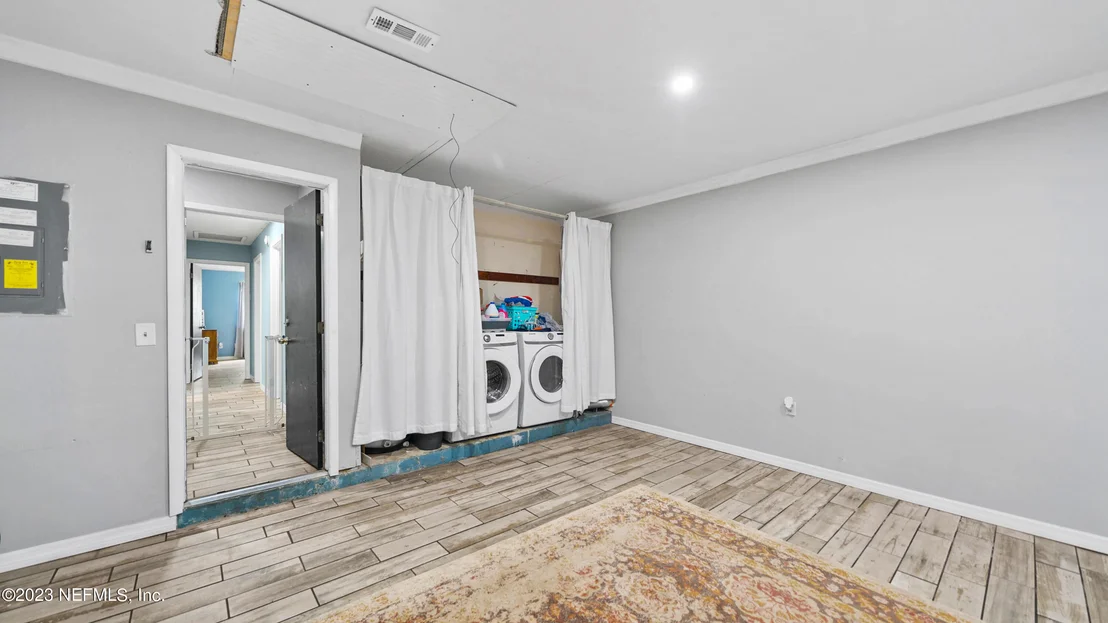 Photo of 8169 MORRISTOWN Trail