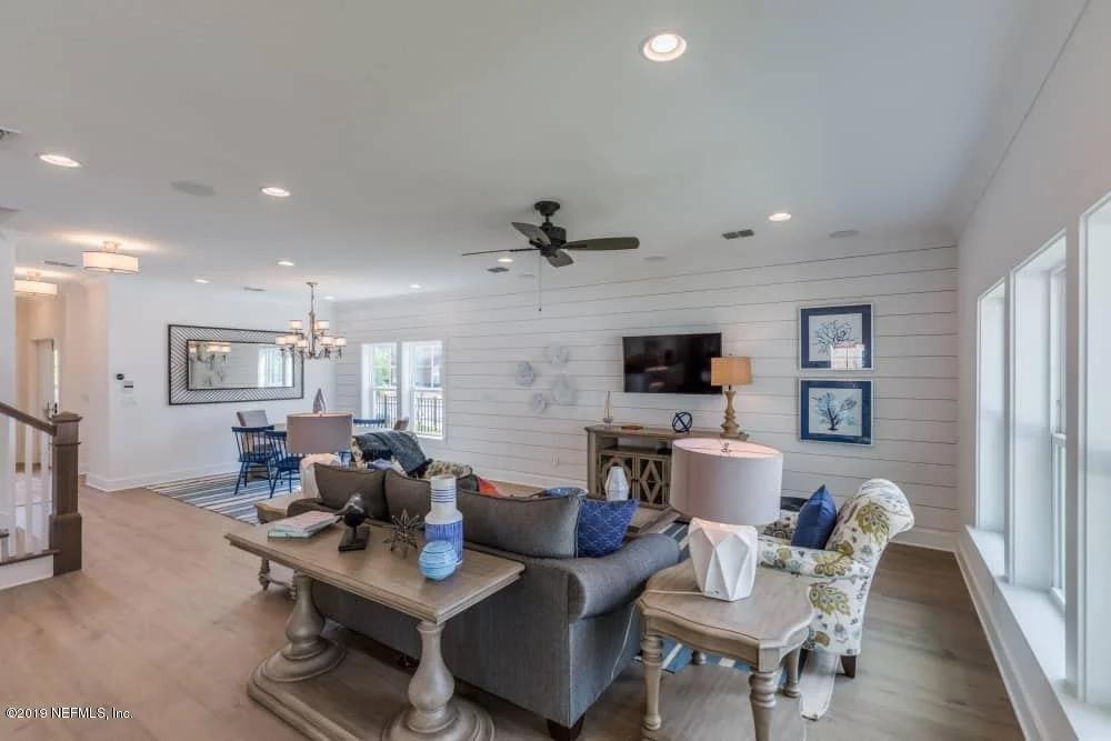 Photo of 131 LOMBARD Way