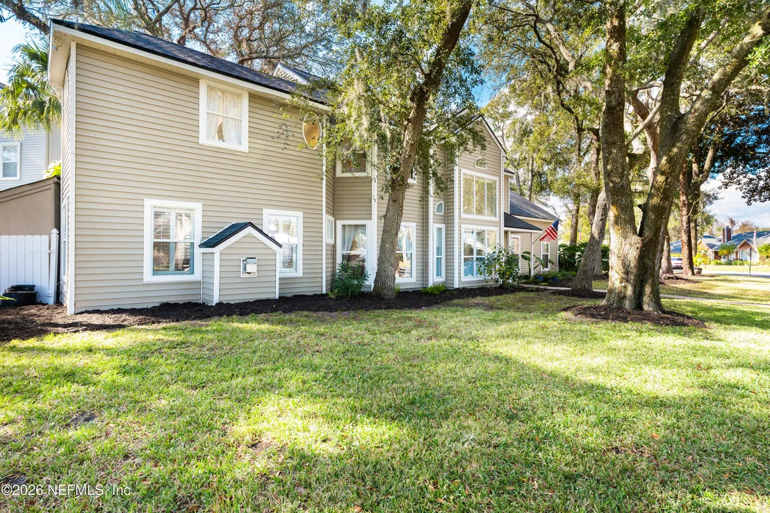 Photo of 2280 OAK FOREST Drive
