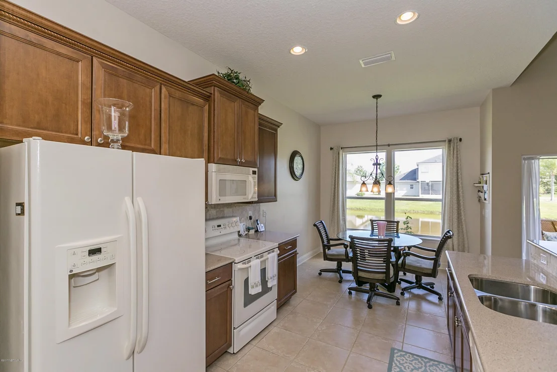 Photo of 404 S HIDDEN TREE Drive