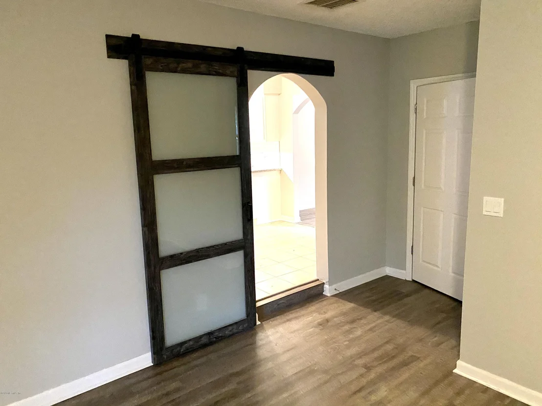Photo of 3302 COUNTY ROAD 218