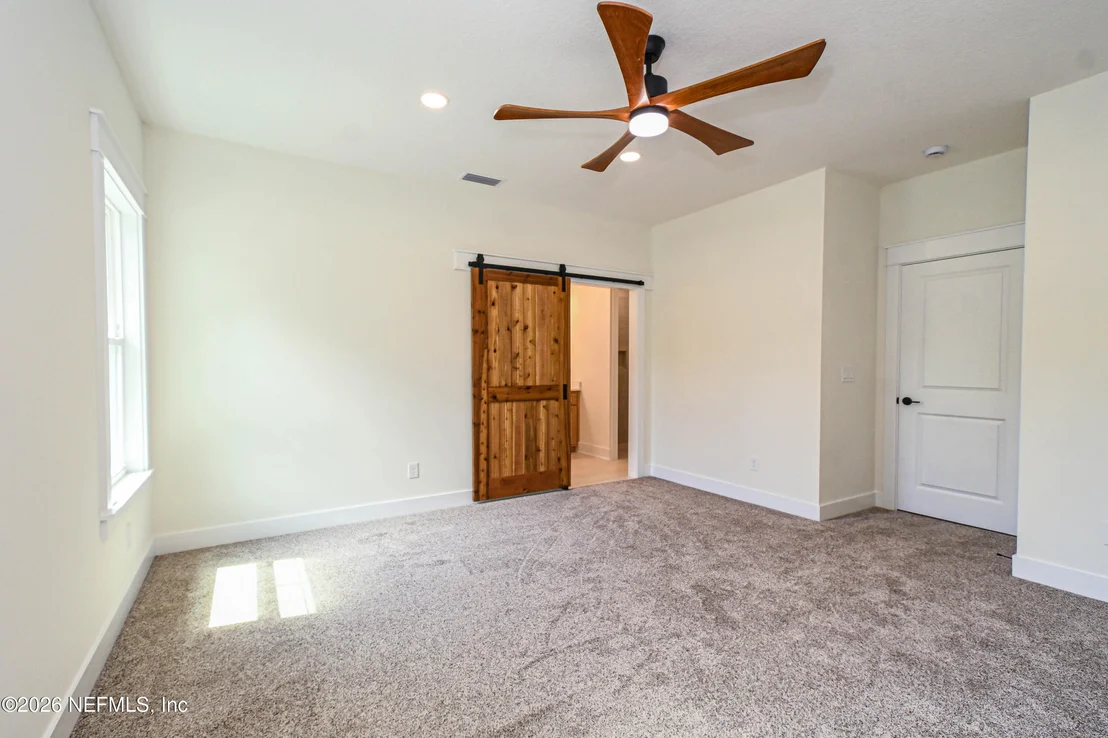 Photo of 839 N LOWDER Street