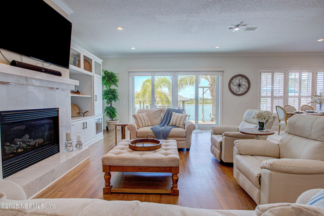 Photo of 9155 JUNE Lane