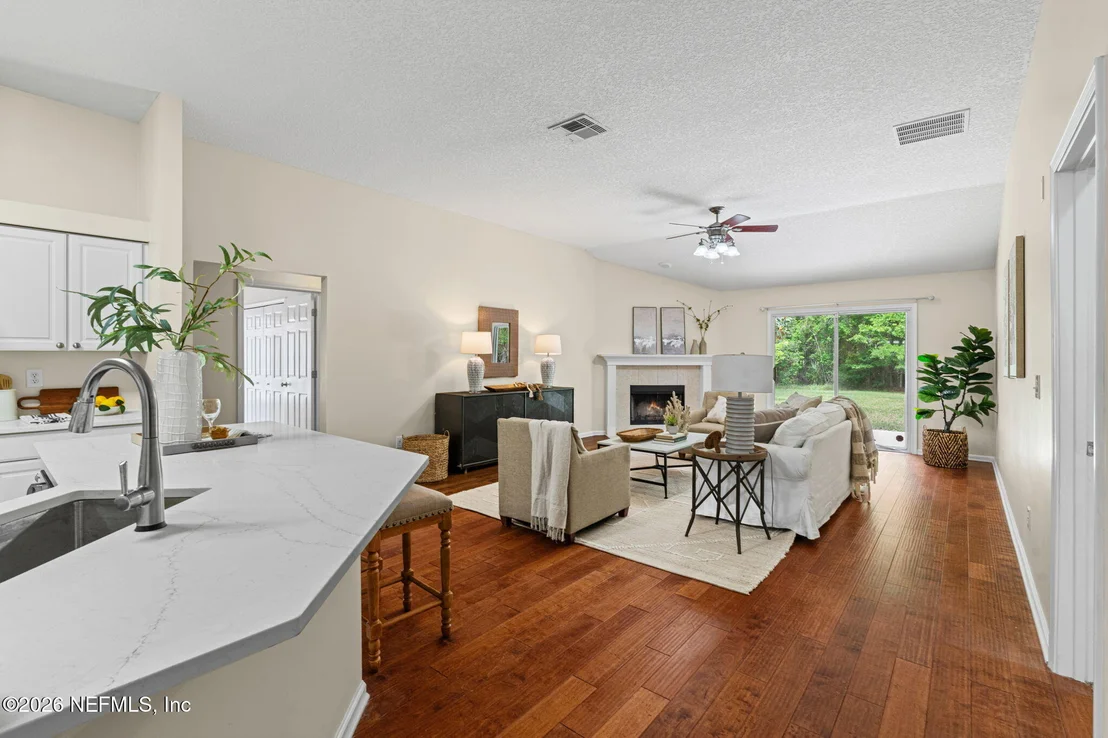 Photo of 1224 RIBBON Road