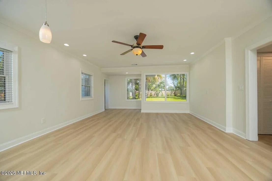 Photo of 310 ANDREAS Street