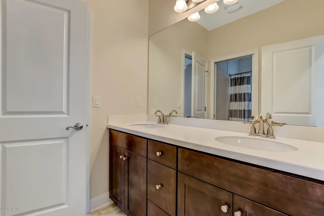 Photo of 386 OUTLOOK Drive