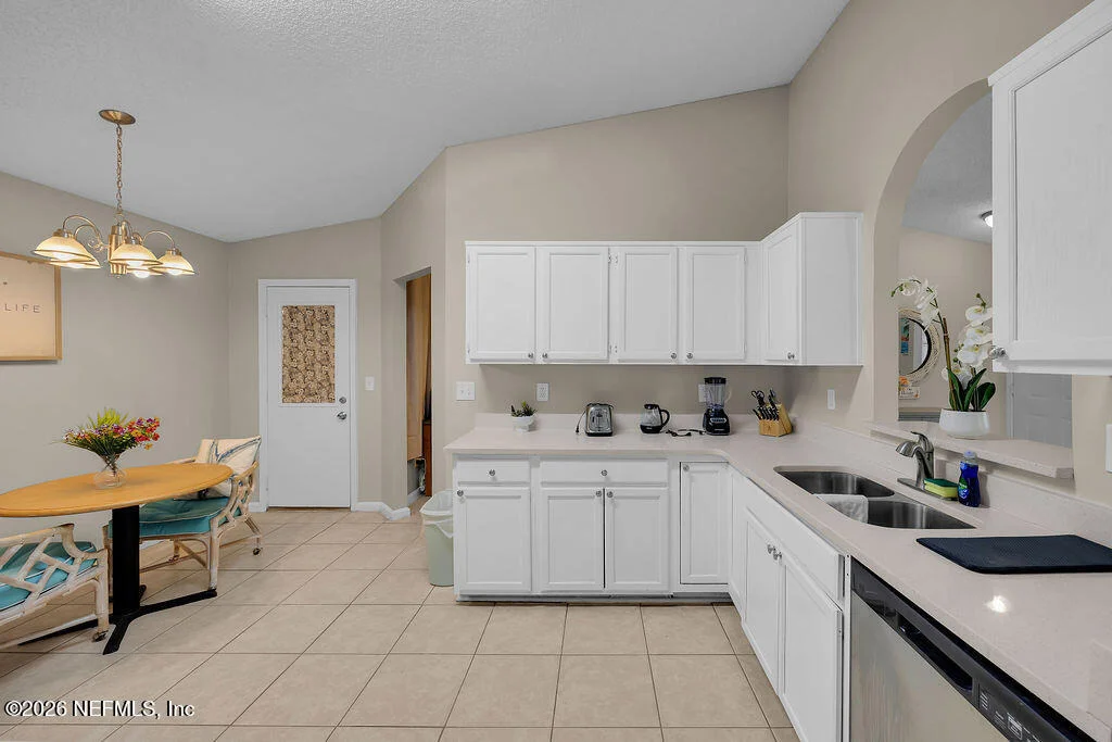 Photo of 905 GAVAGAN Road