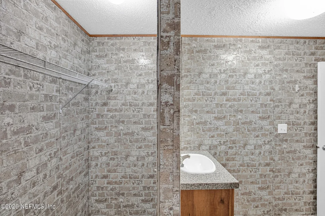 Photo of 103 RIVERSHORE Drive