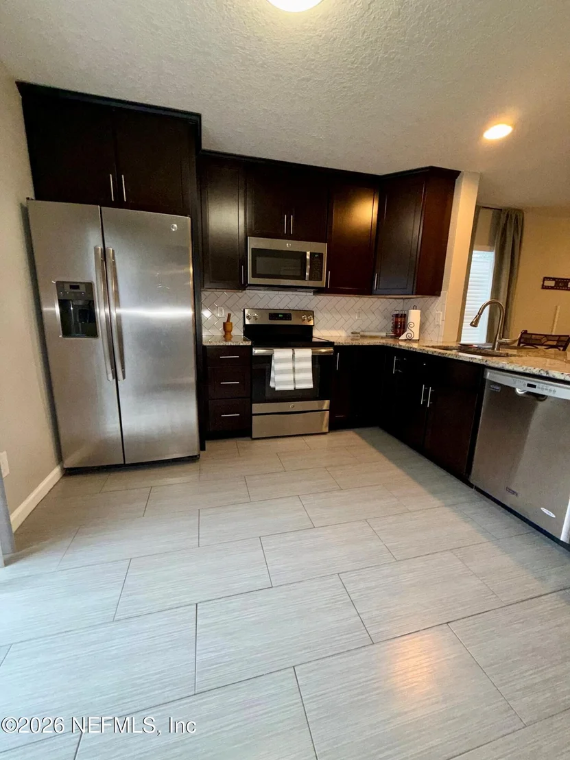 Photo of 117 BROOKFALL Drive