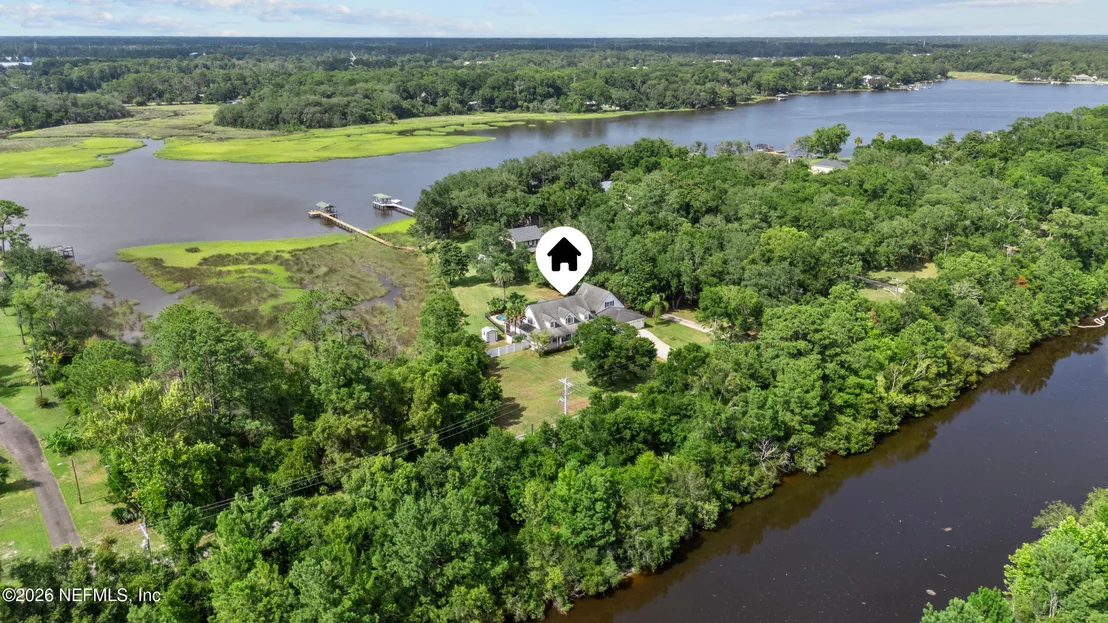 Photo of 1045 CEDAR BAY Road