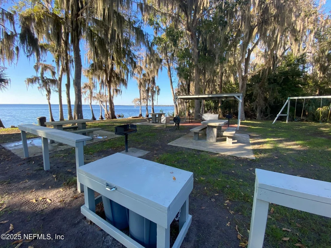 Photo of 806 PARADISE Boulevard