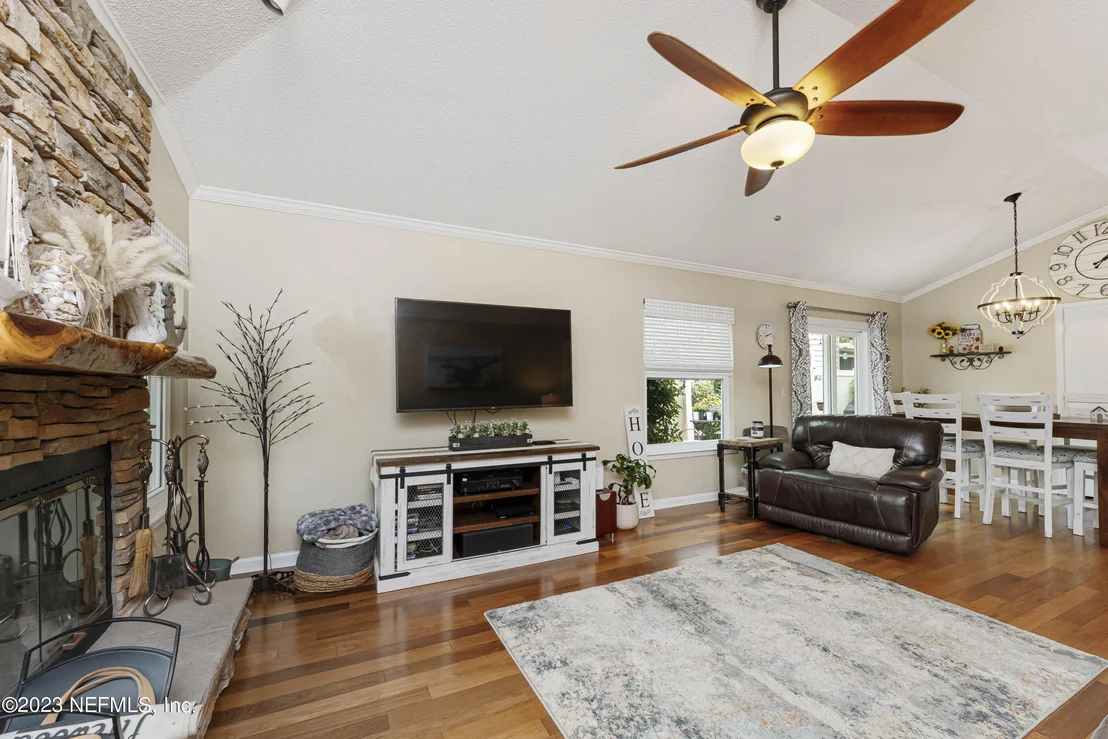 Photo of 1676 WESTWIND Drive