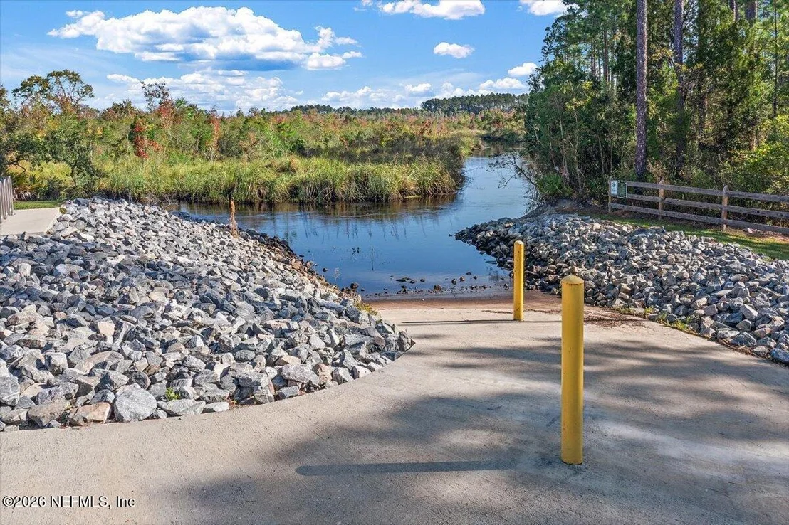 Photo of 65394 RIVER GLEN Parkway