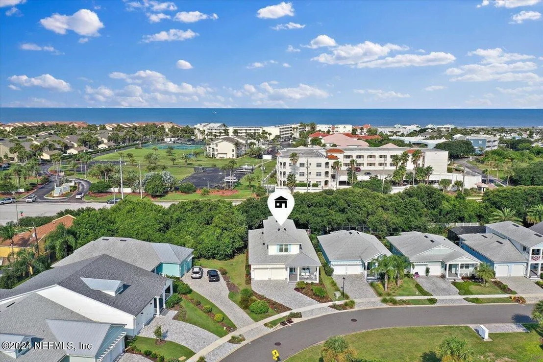 Photo of 92 OCEANVIEW Drive