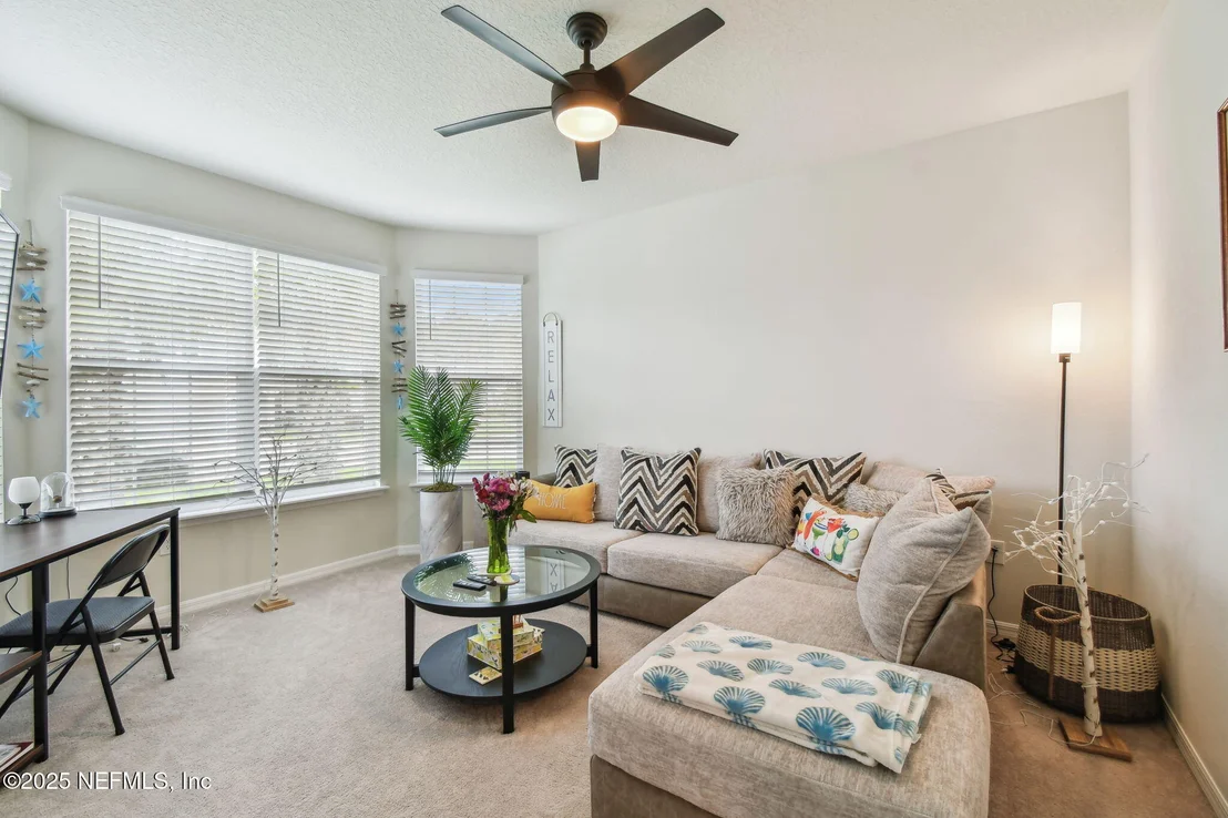 Photo of 182 MYRTLE OAK Court