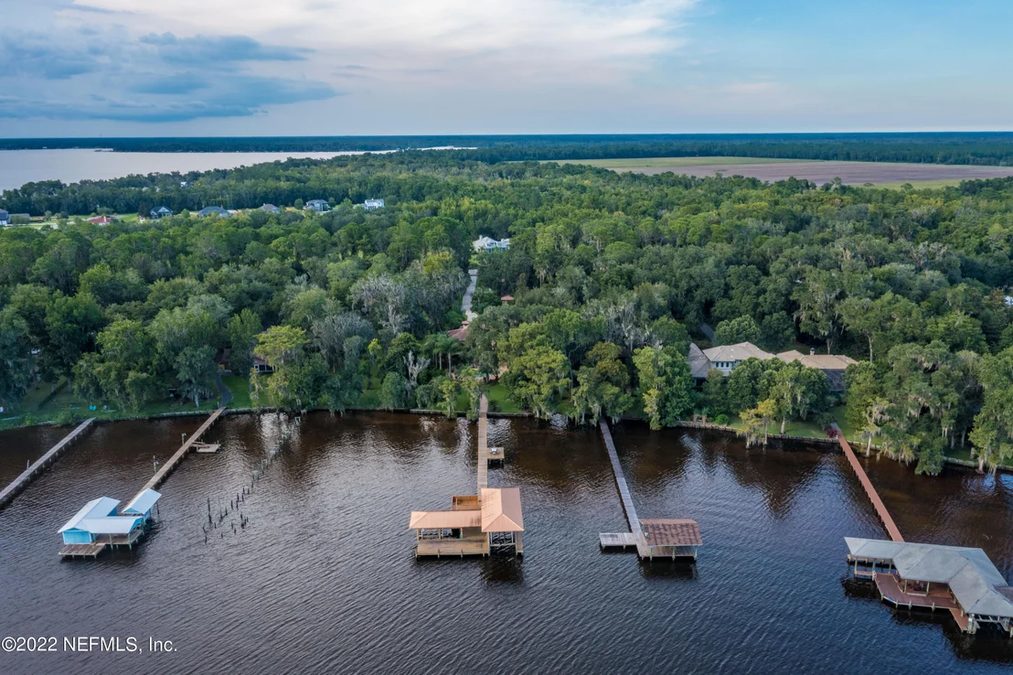 Photo of 8289 COLEE COVE Road