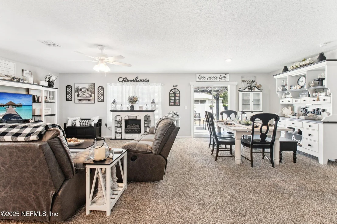 Photo of 17 BIRCHFIELD Place