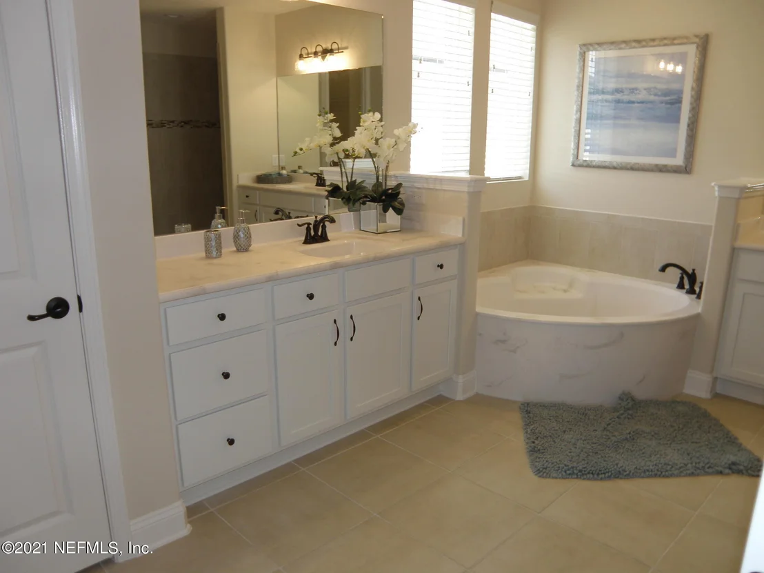Photo of 69 STANSBURY Lane