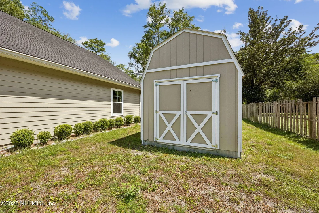Photo of 9922 BRADLEY Road