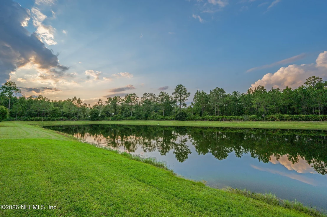 Photo of 681 GLENNEYRE Circle