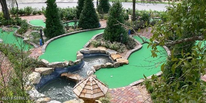 Photo of 2004 BRIDGEWOOD Drive