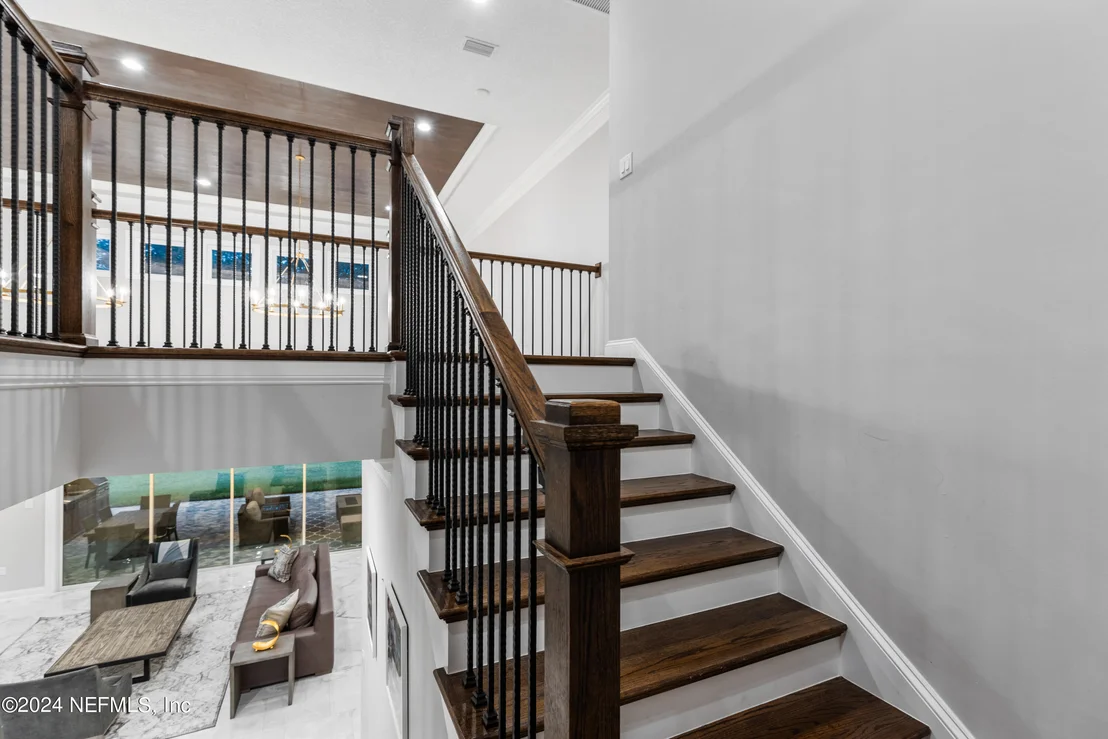 Photo of 10511 SILVERBROOK Trail