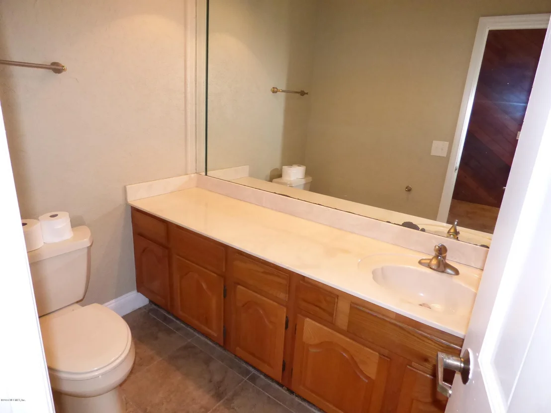 Photo of 4928 MARINERS POINT Drive