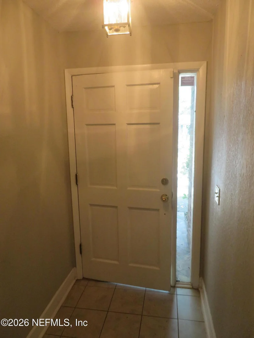 Photo of 5302 HICKSON Road