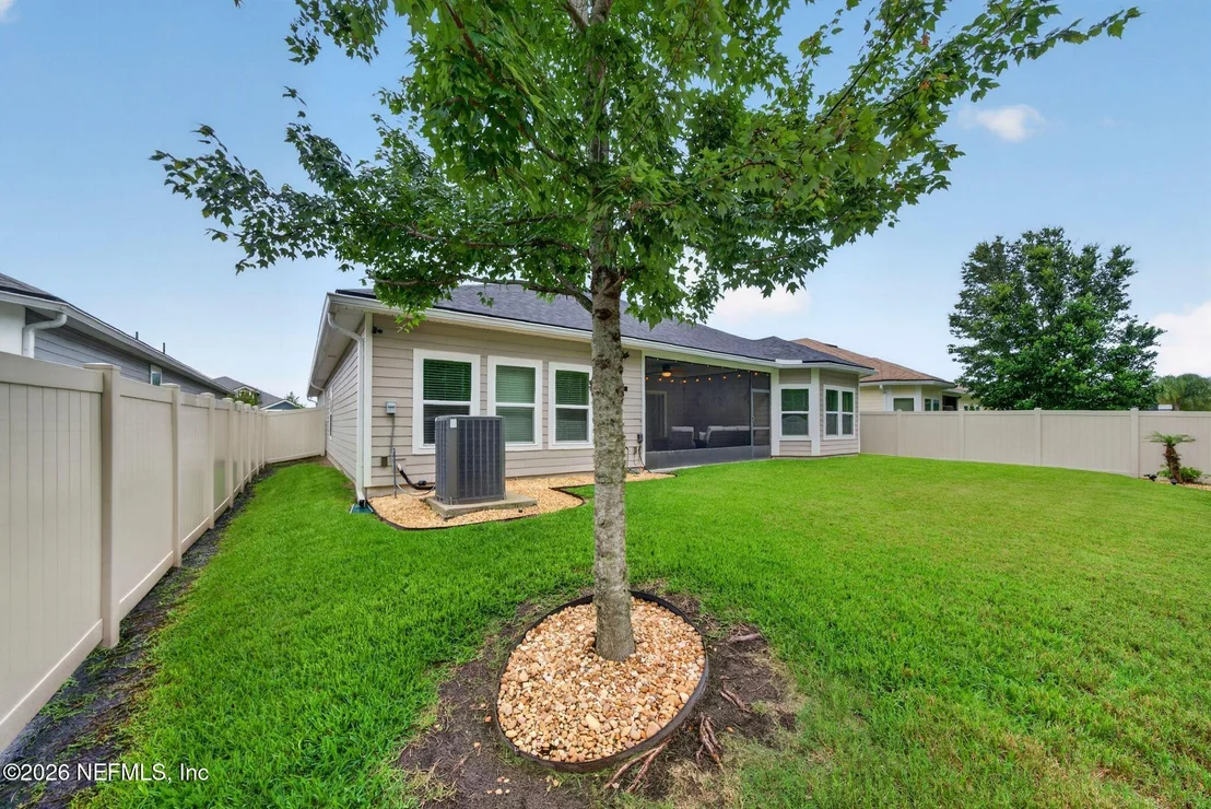 Photo of 604 WILLOW LAKE Drive