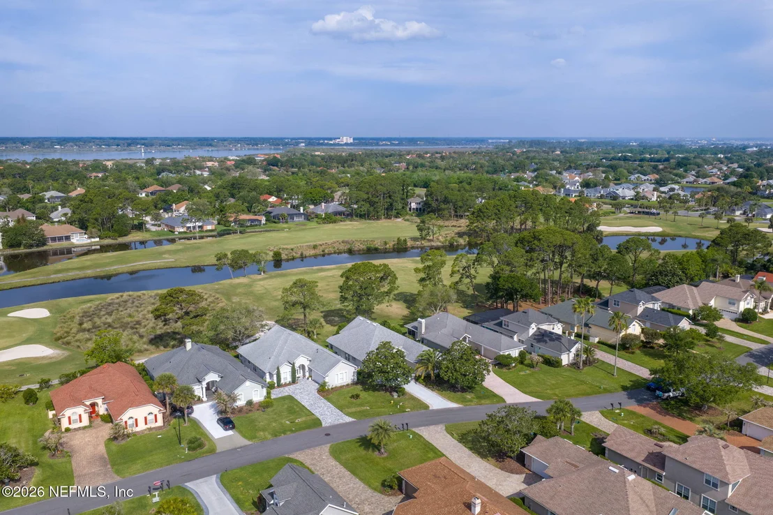 Photo of 332 MARSHSIDE Drive N