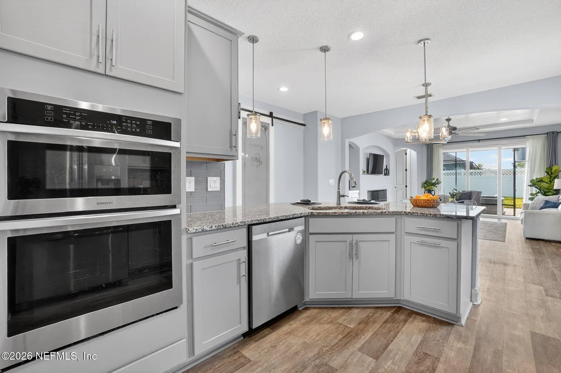 Photo of 232 CREEKMORE Drive