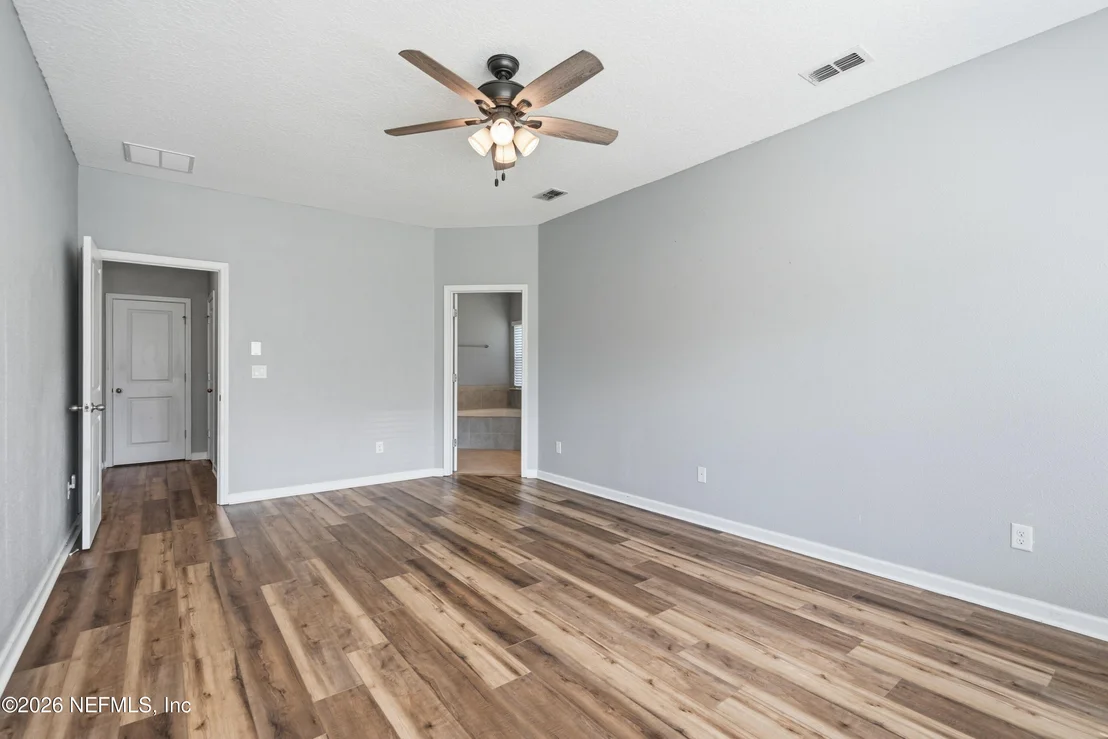 Photo of 223 MEADOW CROSSING Drive