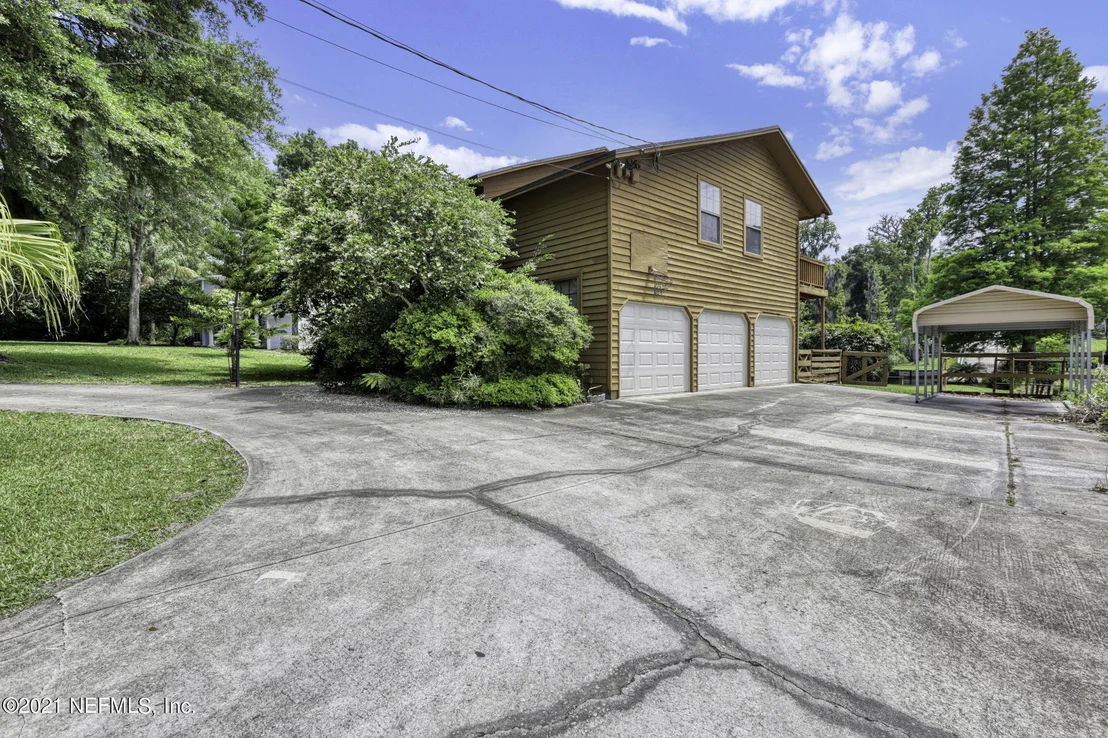 Photo of 824 LAWHON Drive