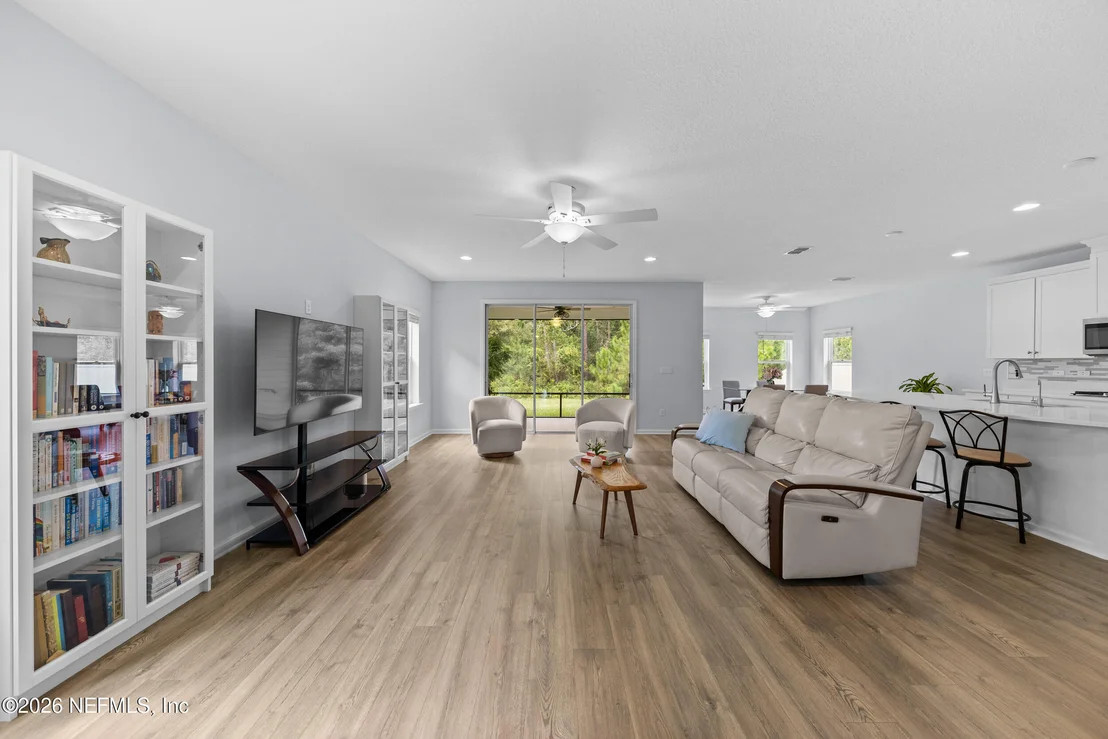 Photo of 47 STARNBERG Court