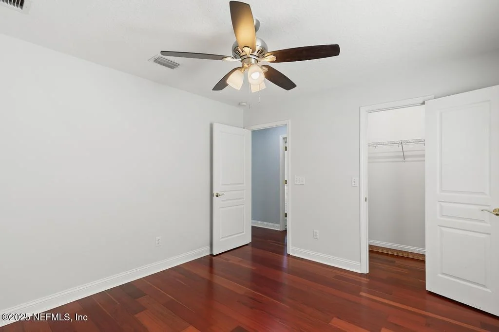 Photo of 902 EAGLE POINT Drive