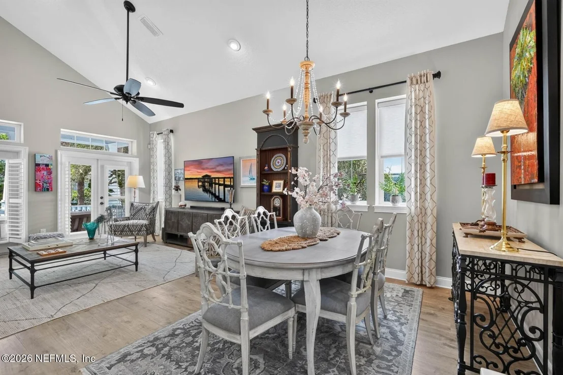 Photo of 136 ISLAND COTTAGE Way